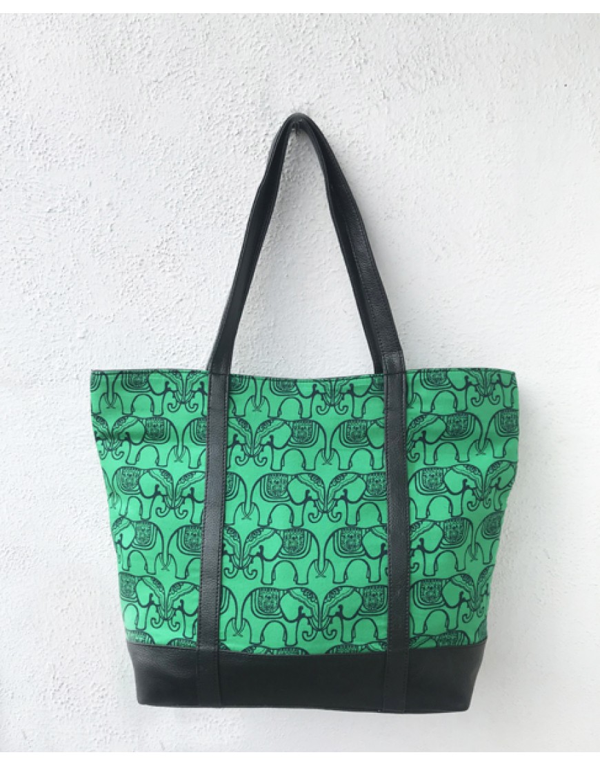 Elephant Tote styling
